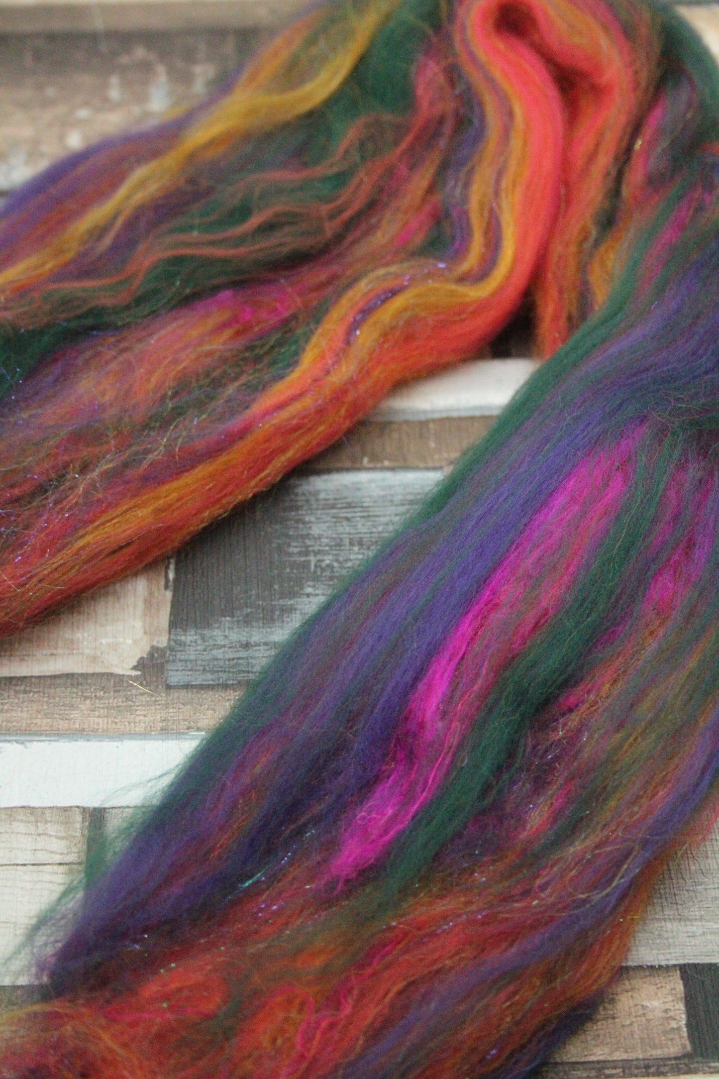 Merino Wool Blend - Green Orange Pink - 25 grams / 0.8 oz  - Fibre for felting, weaving or spinning
