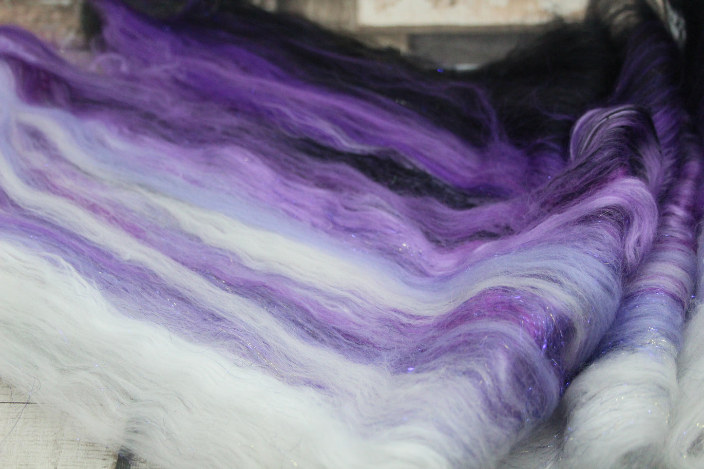 Merino Art Batt  - Black Purple White - 41 grams 1.4 oz - Wool for felting, spinning and weaving