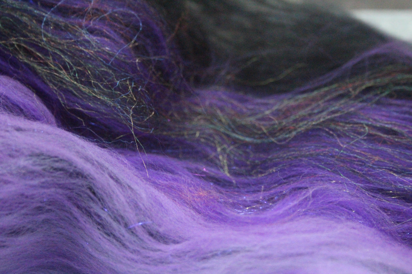 Merino Art Batt  - Black Purple White - 41 grams 1.4 oz - Wool for felting, spinning and weaving