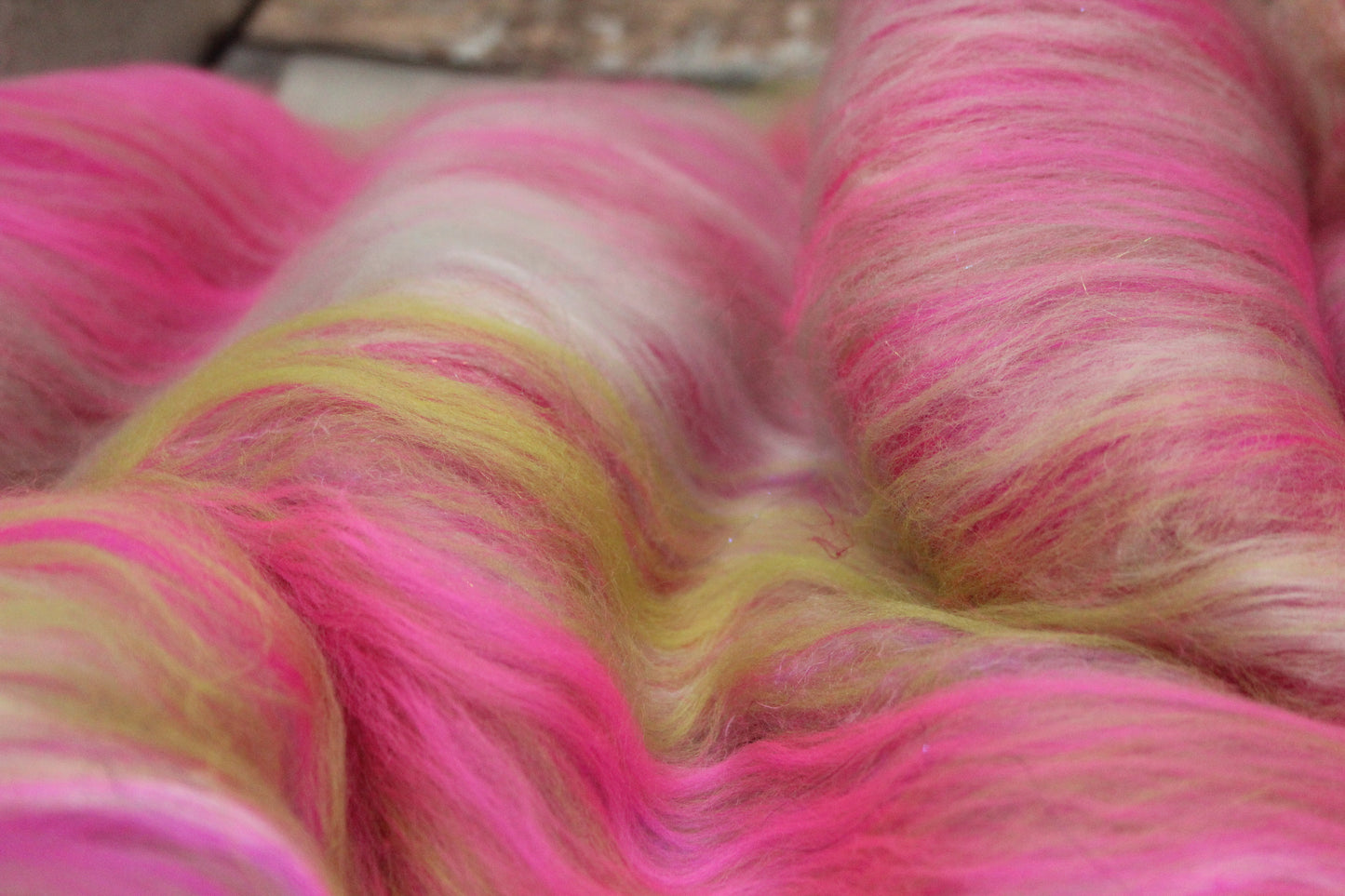 Merino Art Batt  - Pink Green  - 68 grams 2.3 oz - Wool for felting, spinning and weaving