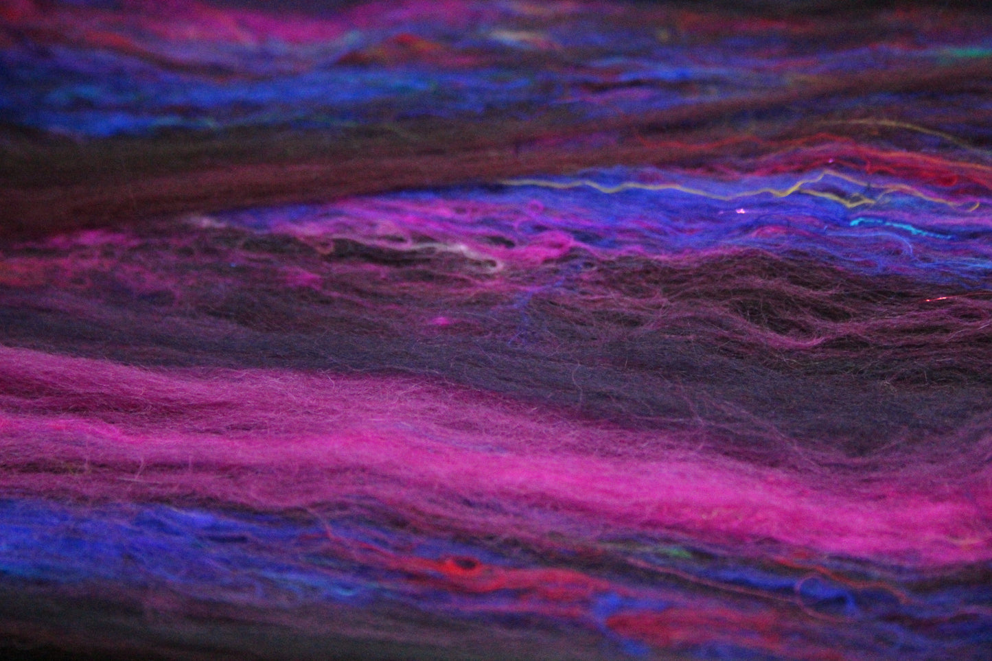 Merino Art Batt  - Black Brown Burgundy - 47 grams 1.6 oz - Wool for felting, spinning and weaving