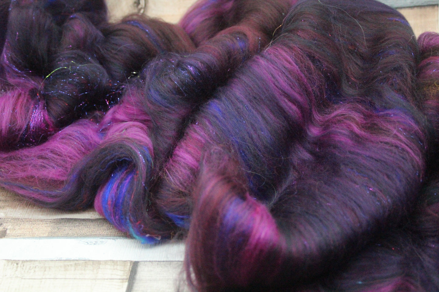 Merino Art Batt  - Black Brown Burgundy - 47 grams 1.6 oz - Wool for felting, spinning and weaving