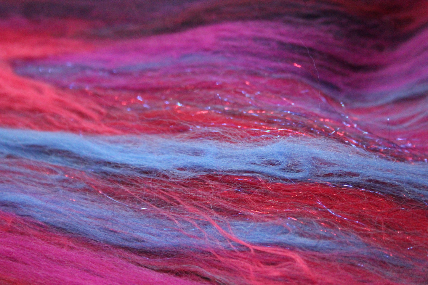 Merino Art Batt  - Red Purple Pink -  67 grams 2.3 oz - Wool for felting, spinning and weaving