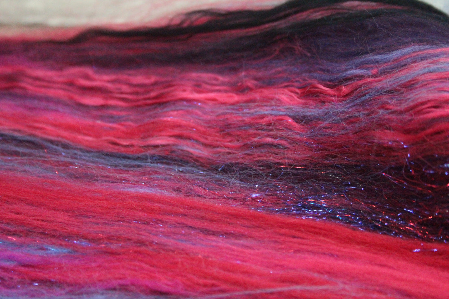 Merino Art Batt  - Red Purple Pink -  67 grams 2.3 oz - Wool for felting, spinning and weaving