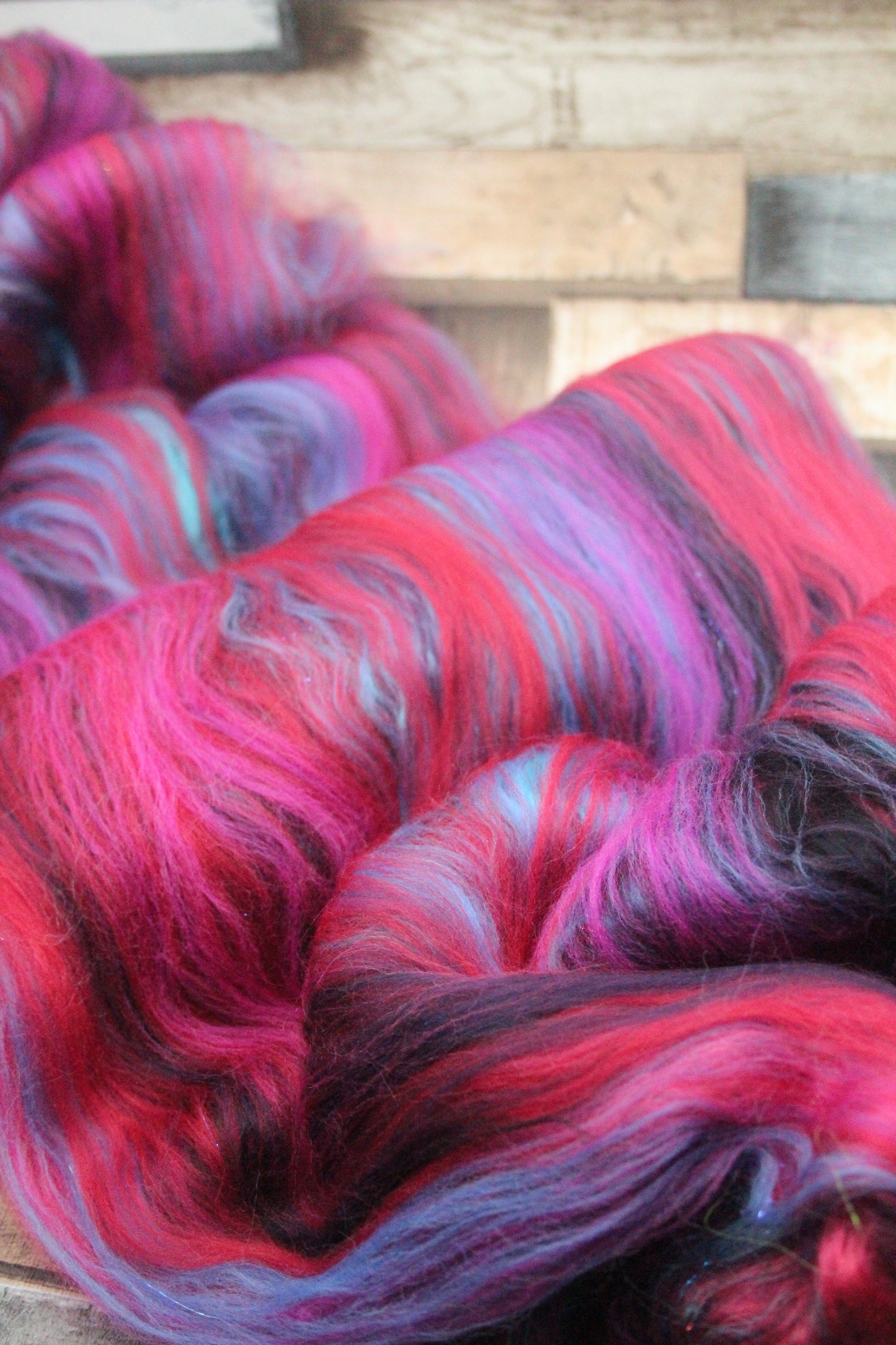 Merino Art Batt  - Red Purple Pink -  67 grams 2.3 oz - Wool for felting, spinning and weaving