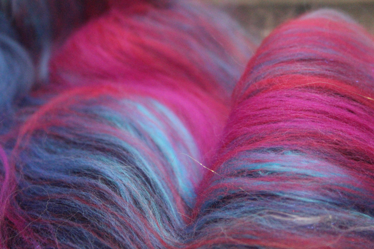 Merino Art Batt  - Red Purple Pink -  67 grams 2.3 oz - Wool for felting, spinning and weaving