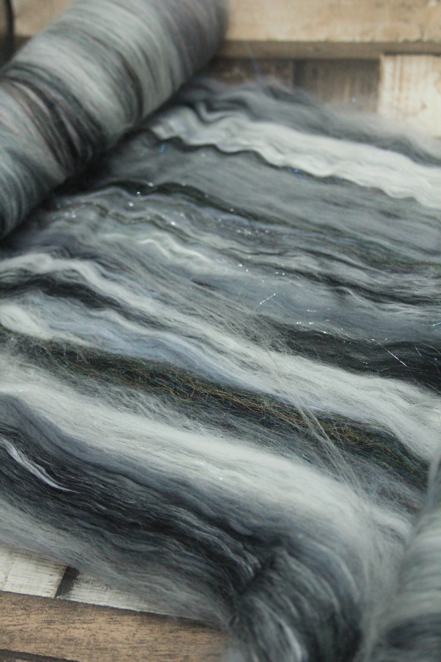Merino Art Batt  - Black Grey White  -  92 grams 3.2 oz - Wool for felting, spinning and weaving
