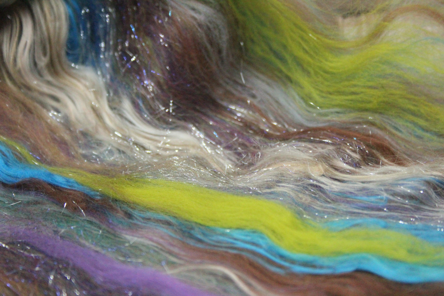 Merino Art Batt  - Green Purple Brown  -  56 grams 1.9 oz - 3 grams of locks - Wool for felting, spinning and weaving