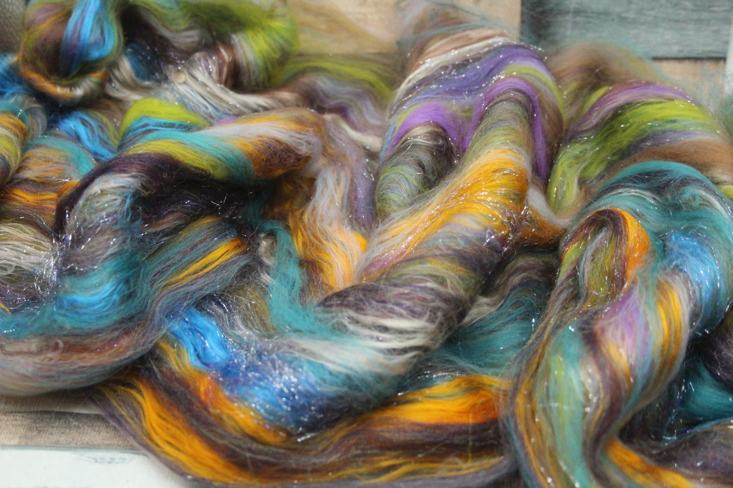 Merino Art Batt  - Green Purple Brown  -  56 grams 1.9 oz - 3 grams of locks - Wool for felting, spinning and weaving