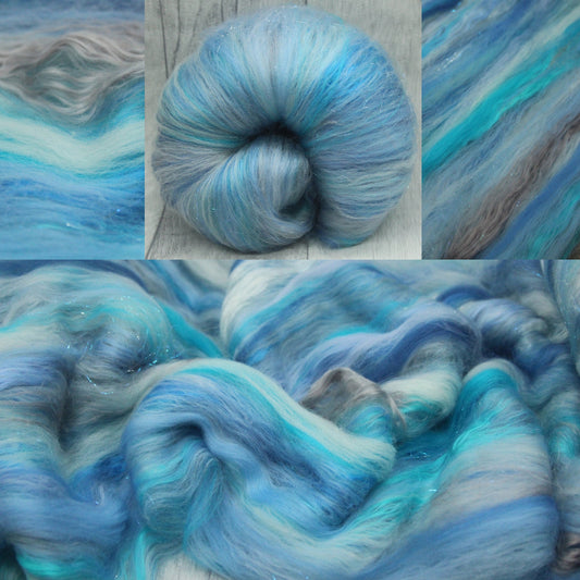 Merino Art Batt  - White Blue - 66 grams 2.3 oz - Wool for felting, spinning and weaving