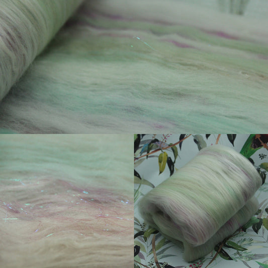 Merino Art Batt  -  White Aqua - 65 grams 2.2 oz - Wool for felting, spinning and weaving