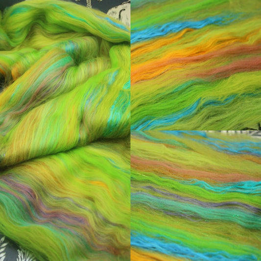 Merino Art Batt  - Green  - 62 grams 2.1 oz - Wool for felting, spinning and weaving