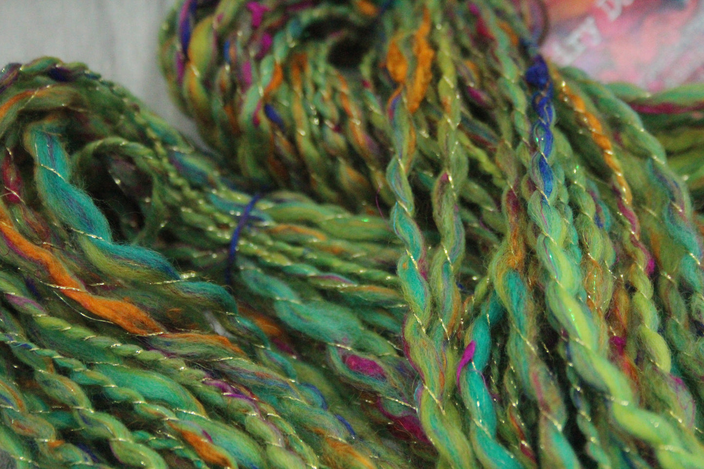 Handspun Yarn - Green - 65mtrs/72yards 63g/2.2oz - Yarn for crocheting. knitting, weaving...